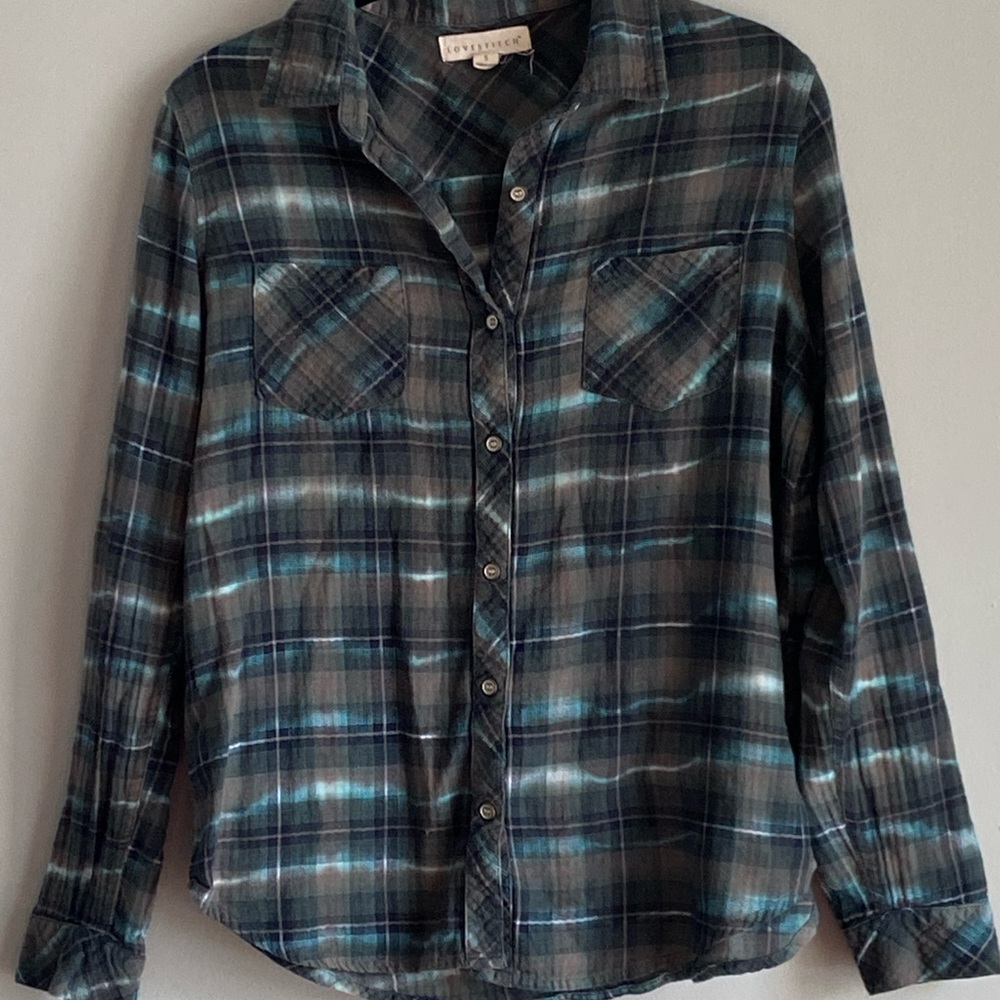 Lovestitch button up top